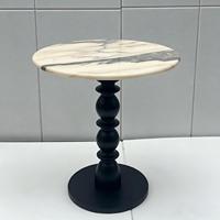 Table d'appoint ronde en marbre naturel avec piétement en bois massif, table d'appoint noire pour salon, chambre, hôtel