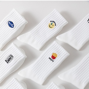 Custom Design Men's Crew <b>Socks</b> High Quality Knitted Athletic Tube Sport <b>Socks</b> with Cartoon Embroidery Logo for ODM <b>Black</b> White - Product Image 5