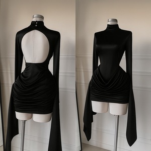 Robe moulante asymétrique à col haut et manches longues, mini-robe froncée pour soirée et club - Product Image 5