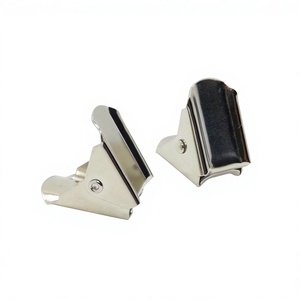 YIWANG Suministros de oficina Nuevo diseño Barato Metal Badge ID Clip Holders ID Card Clips - Product Image 1