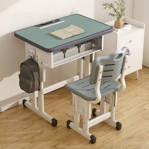 Escritorios y <span class=keywords><strong>sillas</strong></span> <span class=keywords><strong>de</strong></span> plástico con altura ajustable para estudiantes, utilizados en aulas escolares. - Product Image 2