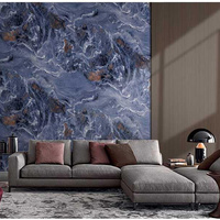 Panneaux décoratifs autocollants modernes effet marbre liquide abstrait pour murs d'appartement et surfaces d'accentuation dans les espaces de vie