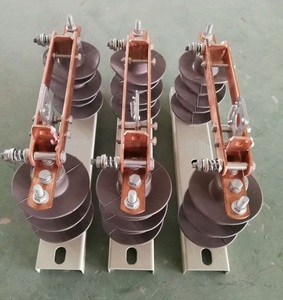 Interruptores de desconexión aisladores de interruptor de alto voltaje de CA para exteriores GW9 tipo serie <span class=keywords><strong>10KV</strong></span> 15KV 24KV interruptor aislador de potencia trifásico 1250 - Product Image 6