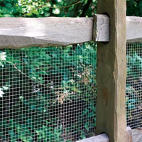 Galvanizli Çelik Kaynaklı Tel Örgü Çiftlik Çit Panelleri Özelleştirilebilir Boyutlar (1m X 48m) Kemirgenlere ve Çürüme Karşı Dayanıklı Sığır Koyun Kafes Sistemi