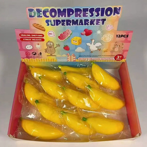 Juguete Antiestrés de Goma con Forma de Fruta (Plátano, Maíz) y Patito Amarillo, de Rebote Lento, Estilo Comestible, Decorativo y Creativo, de Moda - Product Image 2