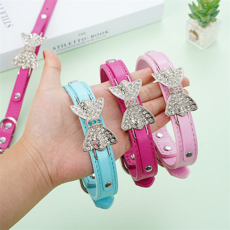 Dogs Accessories in China Pet Necklace PU Leather Rhinestone Bling Dog  Collars