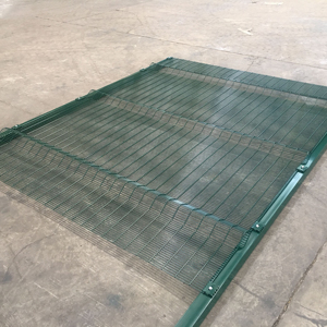 Panel de Malla de Alambre de Acero Antiescalada de Alta Seguridad 358, 1.5m de Altura, Acero Tratado Térmicamente, Marco de PVC, Acabado con Revestimiento Galvanizado - Product Image 3
