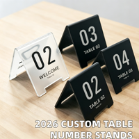 Support de numéro de table double face moderne personnalisé en acrylique en forme de A pour affichage sur table de restaurant, support de panneau autoportant