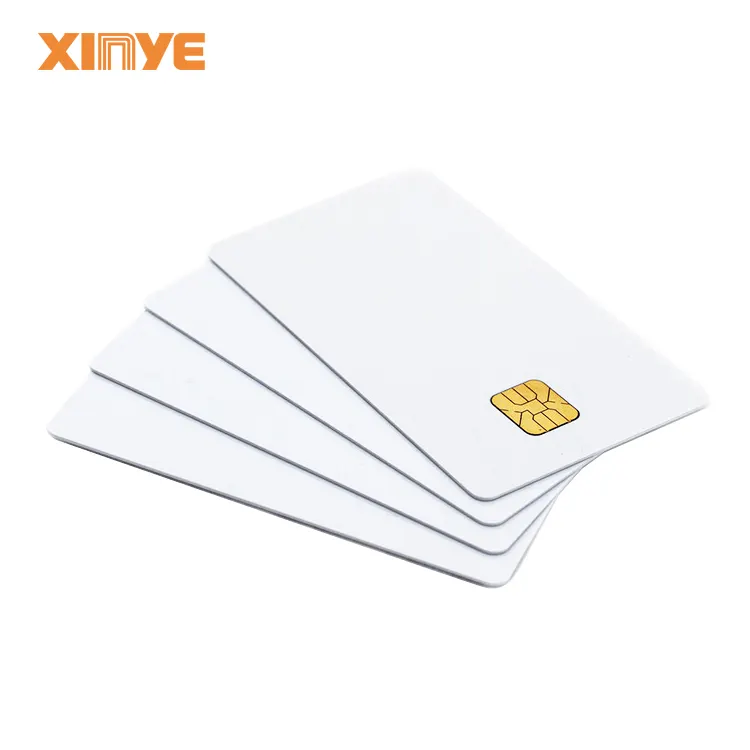 بطاقة اتصال RFID IC cards رقاقة مخصصة فارغة قابلة لالطباعة من كلوريد البولي فينيل