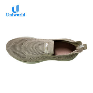 Uniworld Indonesia OEM - Zapatillas Minimalistas Sin Cordones para Hombre, Zapatos con Parte Superior de Tejido Flexible para Explorar la Ciudad, Fin de Semana y Playa - Product Image 4