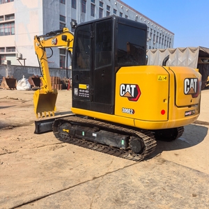 Mini-excavatrice CAT 6 tonnes avec godet de terrassement d'une capacité de 0,12 m³ de type chenillé - Product Image 2