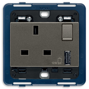 ซ็อกเก็ตโลหะ vimar 13A 2P + T พร้อม USB พอร์ตชาร์จ12W - Product Image 1