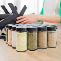 Étagère de rangement en plastique écologique rotative moderne et créative à cinq niveaux pour l'organisation des épices et des bouteilles d'assaisonnements dans la cuisine