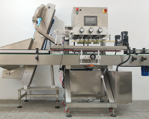 一木<span class=keywords><strong>CM300</strong></span>塑料瓶起泡剂泵细雾喷雾器卡扣螺旋封盖机自动上盖旋封盖机 - Product Image 4