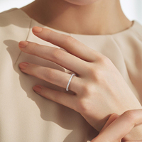 Anillo Apilable de Plata de Ley 925 Chapado en Oro Blanco con Diamante Simulado Moissanite VVS, Joyería, Regalo, Anillos de Boda para Mujer