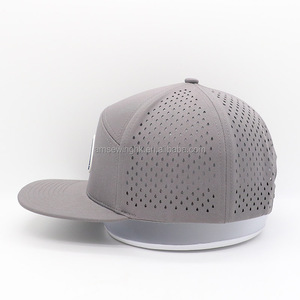 Oem 7 Panel Mesh Sporty Style Baseball Hat with Custom Rubber Logo Unisex Four Season Casual Wear - Product Image 3