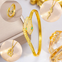 Juego de Joyería de Serpiente de Cobre Chapado en Oro de 18K de Lujo, Collar, Anillo, Brazalete y Aretes con Incrustaciones de Zirconia, Accesorios Únicos para Mujer