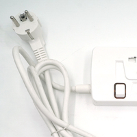 Yüksek kaliteli 10A 3-Way 2500W ofis güç şeridi evrensel dünya fiş çok çıkış uzatma soket 3 AC çıkışları İngiltere CN standartları