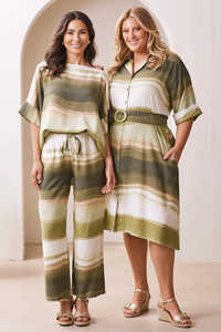 Vestido Midi de Manga Corta <span class=keywords><strong>Celia</strong></span> para Mujer, Fresco y Cómodo, con Estampado Irene en Verde Oliva y <span class=keywords><strong>Blanco</strong></span> - Product Image 4