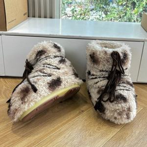 Bottes hautes en cuir véritable noires décontractées unisexes pour l'automne et l'hiver, bottes de neige de luxe de haute qualité, tendance et chaudes - Product Image 4