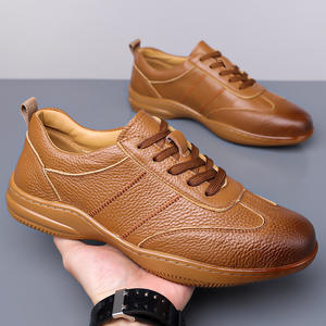 Chaussures en cuir décontractées pour hommes 2026, style coréen, perforées, ajourées, respirantes, pour le travail et les trajets quotidiens - Product Image 2