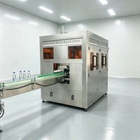 Machine de remplissage de bouteilles d'eau PET entièrement automatique, machine de remplissage de liquides de haute précision pour l'eau potable