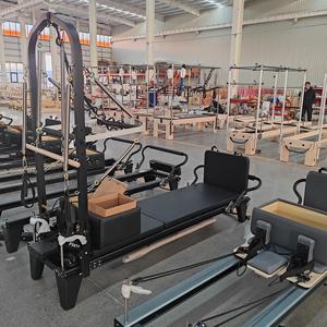 Reformer de Pilates commercial durable en aluminium de qualité supérieure avec tour demi-trapèze pour exercices de yoga - Product Image 3