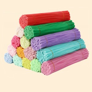 100pcs/Pacote 6mm Engrossar Tubulação Cleaners Suprimentos Artesanato <span class=keywords><strong>Chenille</strong></span> Hastes Fuzzy Craft Wire Artesanato Torcendo Vara DIY para Artesanato
