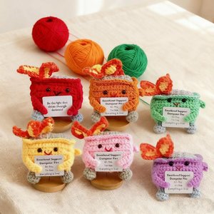 Bán Buôn Handmade Crochet Hỗ Trợ Cảm Xúc Dumpster Cháy Đồ Chơi Sang Trọng Thiết Lập Đáng Yêu Dệt Kim Nhiều Màu Búp Bê Quà Tặng Số Lượng Lớn Người Mua - Product Image 2