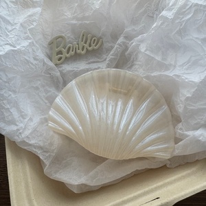 Pinza de Pelo de Plástico con Diseño de Delfín y Perlas Brillantes, Accesorio para el Cabello a la Moda para el Día de San Valentín, Resistente al Agua, Verano 2026, 13 cm - Product Image 2