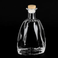 Bouteille à liqueur en verre super flint facetté et plat de 250 ml, 350 ml, 375 ml, 500 ml, 700 ml, 750 ml, 1 L avec bouchon en liège pour brandy, gin, rhum, mezcal
