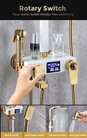 Ensemble de douche moderne avec barre coulissante, finition laiton brossé, commande thermostatique, pommeau de douche carré, fixation murale, buse pressurisée, idéal appartement
