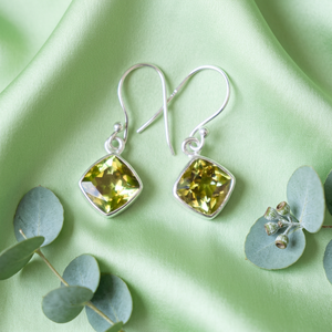 Pendientes de Peridoto Verde al por Mayor, Plata de Ley 925, Corte Cojín, Piedras Preciosas, Pendientes Colgantes Hechos a Mano, Joyería para Mujer - Product Image 1