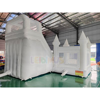 Maison de rebond blanche moonwalk pour enfants en gros avec piscine à balles et toboggan château gonflable de mariage blanc