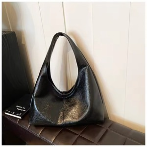 Sac fourre-tout unisexe en cuir PU 2025, grande capacité, fermeture à bouton, imperméable, durable, tendance, portable - Product Image 5