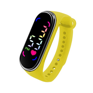 Orologio per Bambini 2025, Vendita Calda di Fabbrica, Economico, Nuovo, Ovale, Touch, Impermeabile, LED, Elettronico, alla Moda - Product Image 5