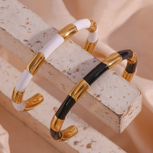 Mode Simple <span class=keywords><strong>Bracelet</strong></span> Bijoux Femmes Plaqué <span class=keywords><strong>Or</strong></span> <span class=keywords><strong>18</strong></span> <span class=keywords><strong>carats</strong></span> Solide Segment Goutte <span class=keywords><strong>Bracelet</strong></span> - Product Image 2