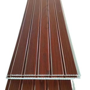 Placa de hebilla de madera marrón laminada Panel de Pvc impermeable <span class=keywords><strong>para</strong></span> la construcción - Product Image 2