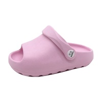 Pantoufles souples EVA pour enfants, sabots mignons pour bébés, chaussures antidérapantes pour garçons et filles, chaussons plats pour enfants