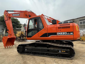 รถขุดตีนตะขาบ Doosan DH220LC-9E มือสองแท้ สภาพดี ขายด่วน - Product Image 2