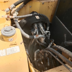 Excavadora Usada Komatsu PC70 de Alta Calidad, Retroexcavadora Hidráulica de Segunda Mano, Bajo Consumo de Combustible, Fácil Mantenimiento, en Venta - Product Image 6