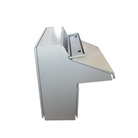 Bureau de contrôle électrique avec boîte de contrôle de type