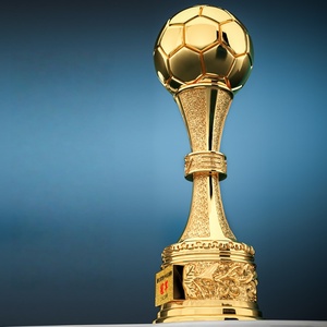 Trofeo de Resina Electrochapado en Oro Personalizado de 39 cm para Fútbol, Baloncesto, Competiciones Deportivas, Trofeo con Acabado Metálico para Campeones - Product Image 1