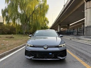 Volkswagen Golf 2025 Usado, Modelo Facelift 2 300TSI R-Line, Gasolina, 5 Puertas, 5 Asientos, Hatchback - Product Image 2