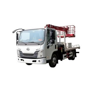 Chenglong L2 4*2 Truck Mounted Crane with Changxing 4 Ton Straight Boom, Hydraulic Outriggers, Easy Operation for <b>Cargo</b> Handling - Product Image 1