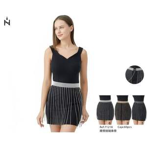 Cinturón de Cadena para Mujer, Accesorio de Moda para la Cintura con Diseño de Borlas, Color Negro y Plateado, 60 Piezas por Caja - Product Image 1