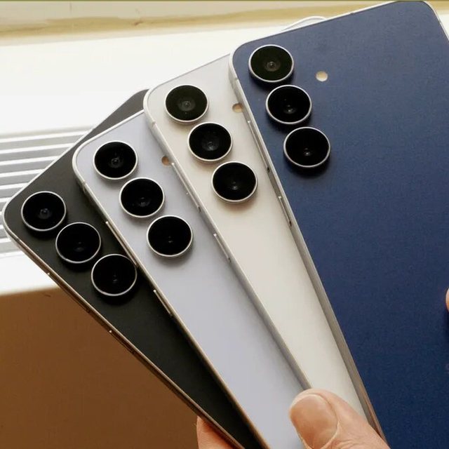 Well Maintained S25 FE 5G Octa Core International Version Dual SIM GMS ESIM AMOLED 120Hz Display Smartphone English 4000mAh