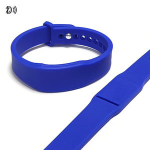 Bracelet en silicone tendance avec <span class=keywords><strong>paiement</strong></span> sans contact par puce, sans utiliser d'argent liquide, de <span class=keywords><strong>carte</strong></span> ou de téléphone - Product Image 2