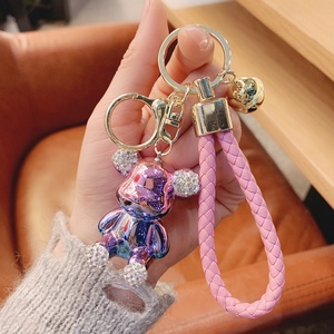 Porte-clés de bière électroplaqué Leuke, style mode, pour porte-clés de voiture Pop Tas, avec cordon en cuir tressé, porte-clés animal - Product Image 3