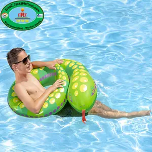 สระว่ายน้ำในช่วงฤดูร้อนของเล่นพองงูสระว่ายน้ำลอยแหวน